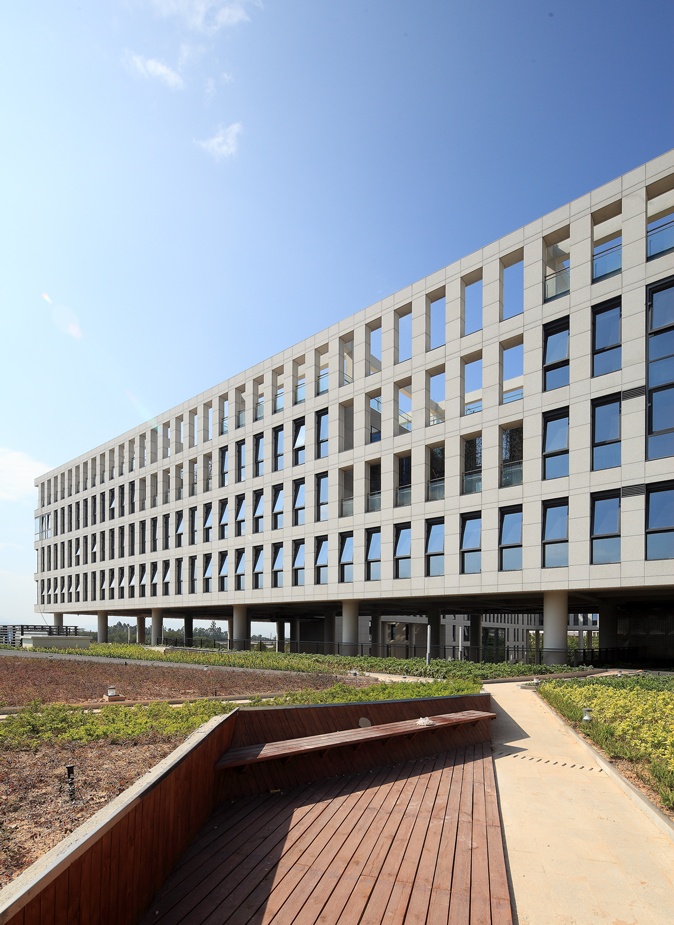 Human Resource Building Landscape Design Bench